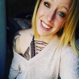 Meet your Posher, Brittney